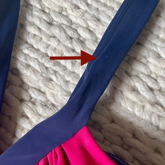 Boden | Corsica V-neck Swimsuit | Size 16-18R - Picture 3 of 4